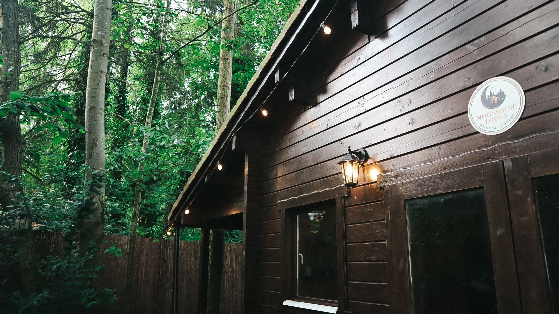 Cabin facade at dusk